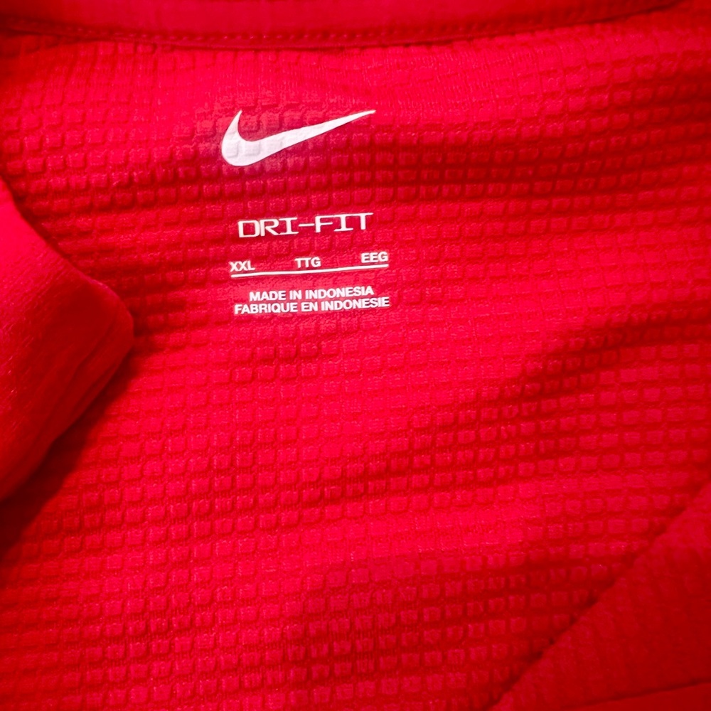 Nike Cincinnati Reds Dri-FIT Red Pullover - Picture 3 of 4